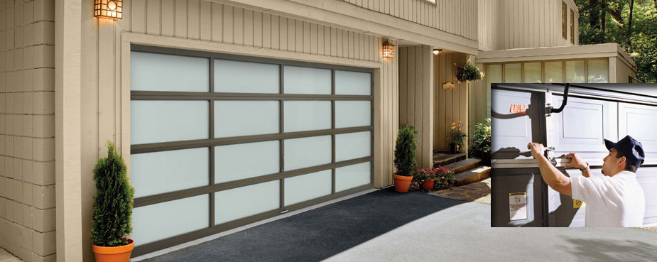 Glass glass garage door