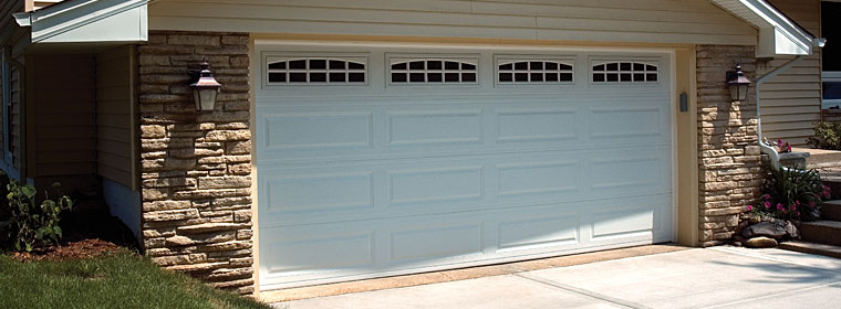 garage door with windows